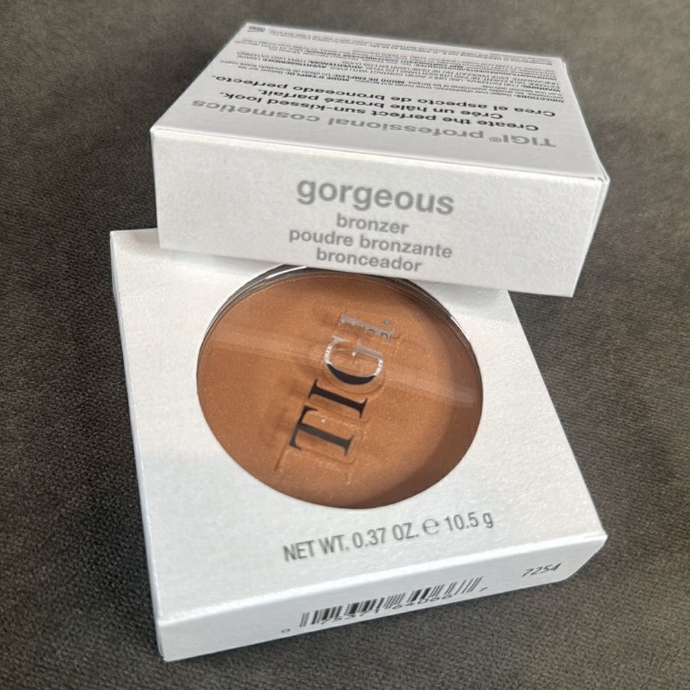 TIGI Professional Cosmetics Bronzer Gorgeous 2X Compacts BRAND NEW
